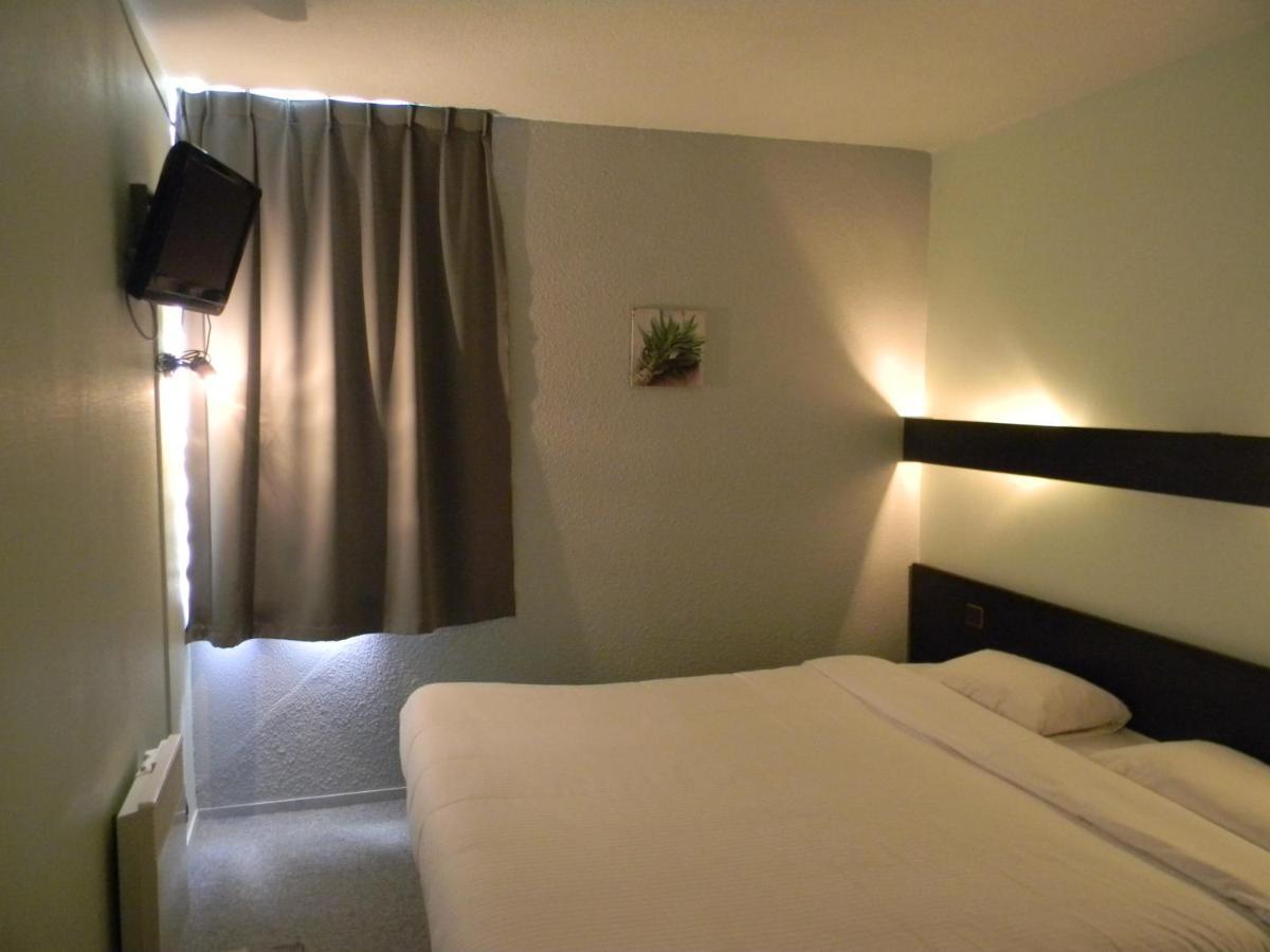 Class-Hotel Poitiers Esterno foto
