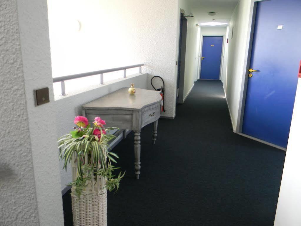 Class-Hotel Poitiers Esterno foto