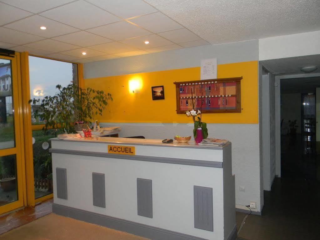 Class-Hotel Poitiers Esterno foto