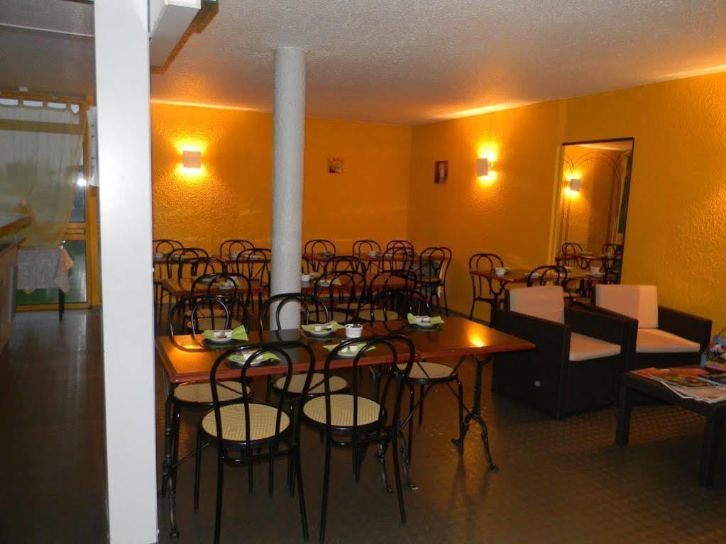 Class-Hotel Poitiers Esterno foto